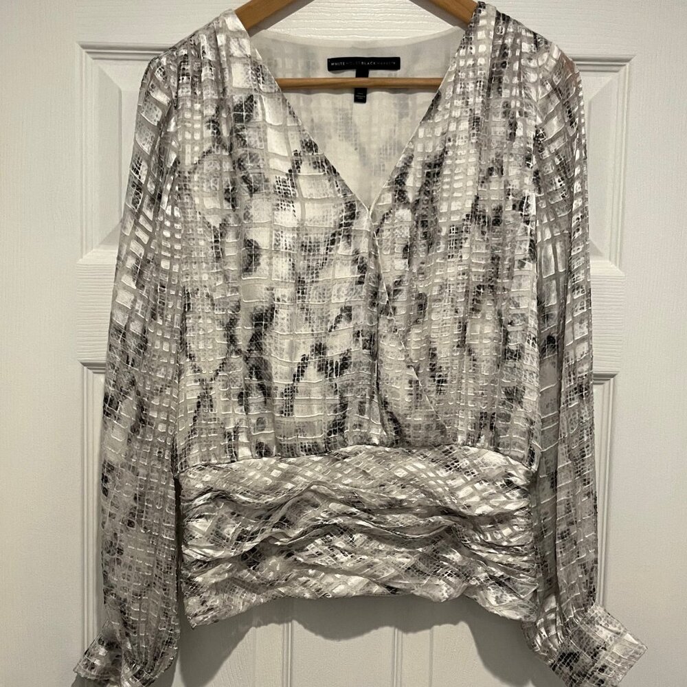 White House Black Market Gray Snakeskin Print V-Neck Top, Size S